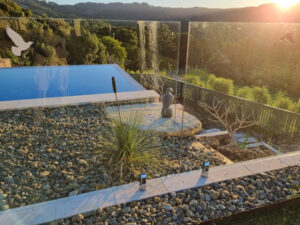 Glass pool fencing requires regular cleaning (Image: Patrick Regnault)