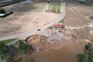 Riverbank destruction after flooding on the Hawkesbury River