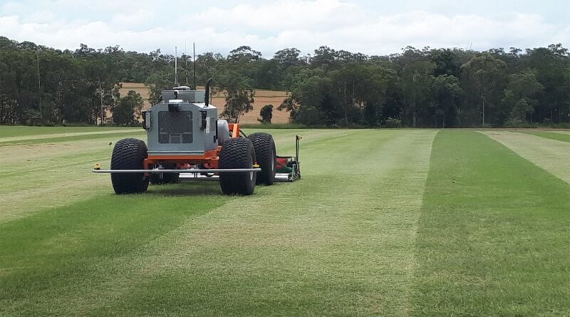 SwarmFarm robot mowing and slashing (Image: SwarmFarm)